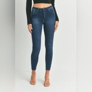 Just Black THE LIKE A GLOVE skinny Jean